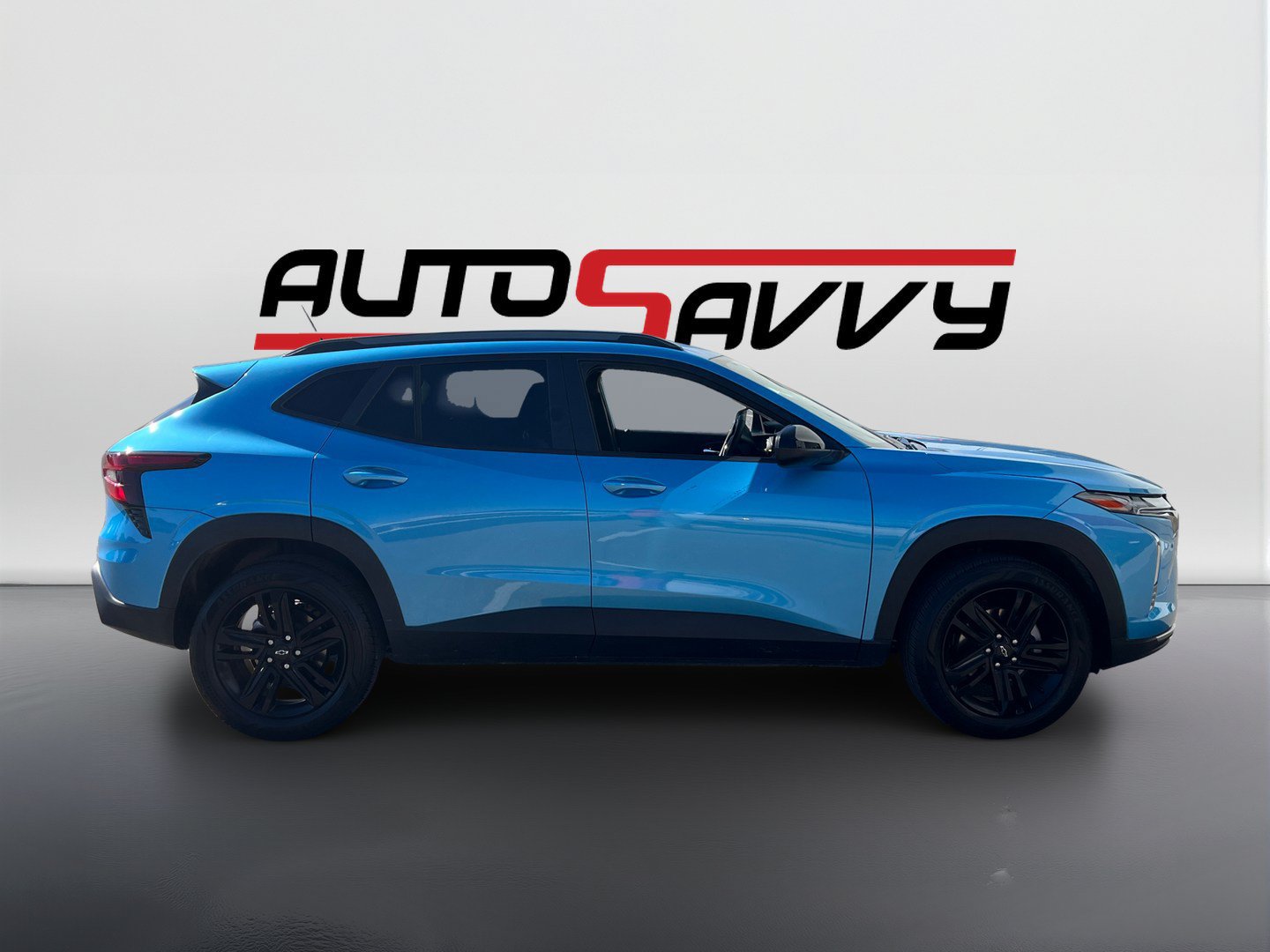 Used 2026 Chevrolet Trax ACTIV w/ Sunroof Package FWD image 4