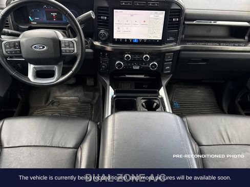 Used 2023 Ford F350 Lariat w/ Lariat Ultimate Package AWD/4WD image 16