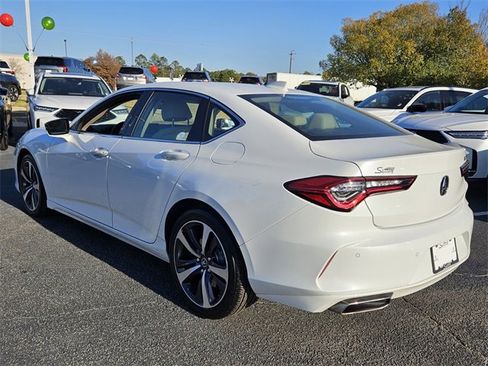 Certified 2025 Acura TLX w/ Technology Package image 9