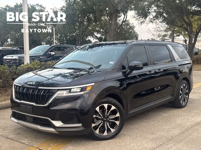 Used 2024 Kia Carnival EX