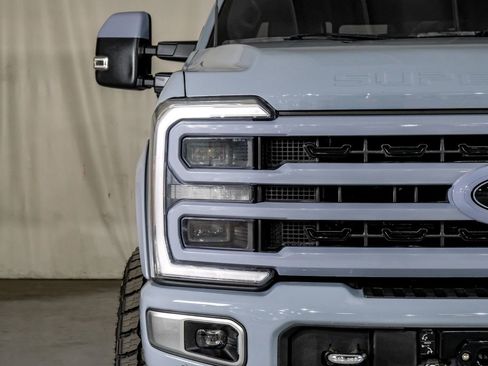 Used 2024 Ford F250 Platinum AWD/4WD image 43