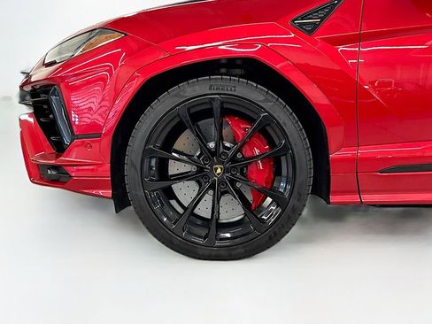 Used 2024 Lamborghini Urus S AWD/4WD image 32