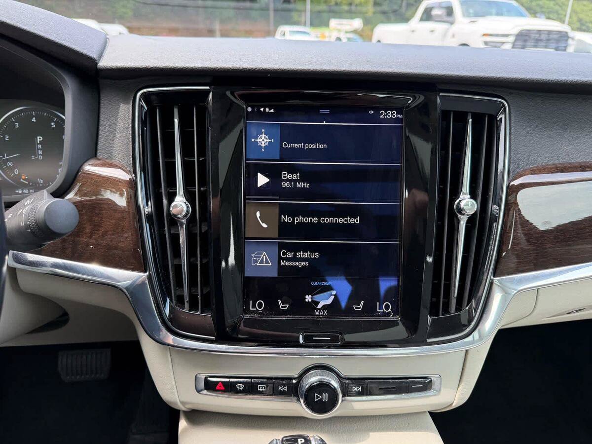 Used 2018 Volvo S90 T5 Momentum AWD/4WD image 17