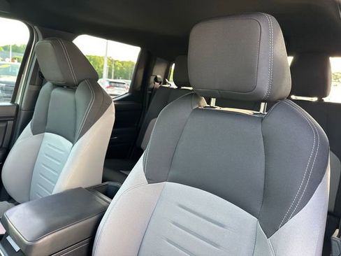 Used 2024 Toyota Tacoma TRD Sport AWD/4WD image 16