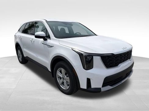 New 2026 Kia Sorento LX FWD image 1