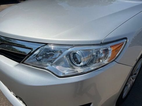 Used 2014 Toyota Camry LE FWD image 9