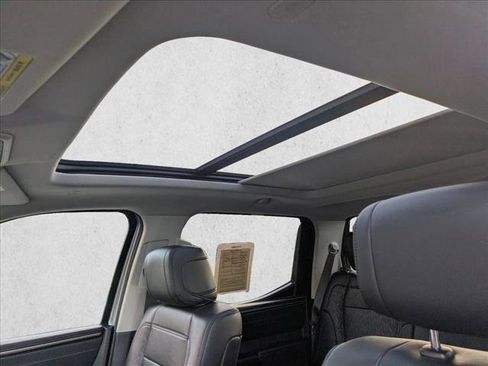 Used 2024 Toyota Tundra Limited image 15