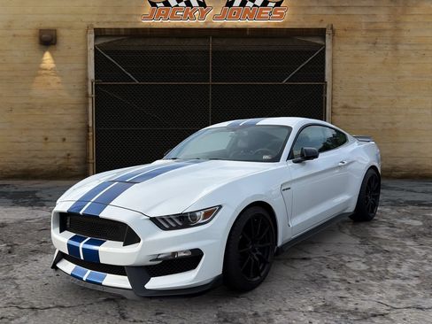 Used 2017 Ford Mustang Shelby GT350 RWD image 1