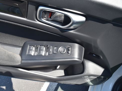 Certified 2023 Honda Civic EX image 13