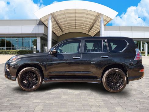 Certified 2023 Lexus GX 460 Luxury image 3