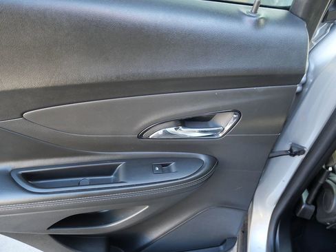 Used 2019 Buick Encore Preferred image 24