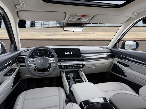 New 2025 Kia Telluride S image 14