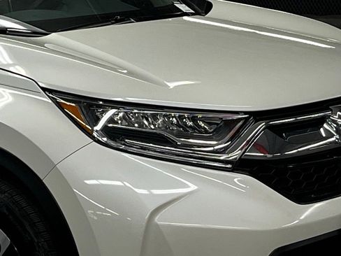 Used 2018 Honda CR-V Touring image 40