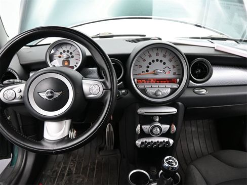 Used 2010 MINI Cooper S image 30