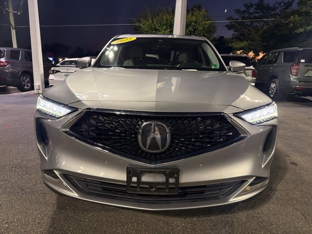 Used 2022 Acura MDX w/ Technology Package FWD image 2
