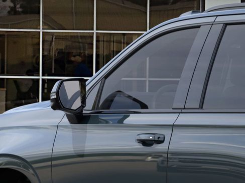 New 2026 Chevrolet Tahoe RST image 12