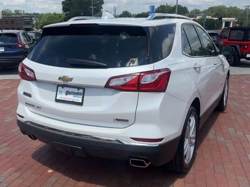 Used 2018 Chevrolet Equinox Premier FWD image 2
