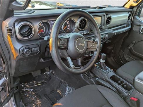 Used 2019 Jeep Wrangler Unlimited Sport image 10