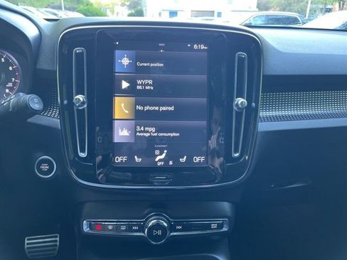 Used 2020 Volvo XC40 T5 R-Design w/ Protection Package image 19