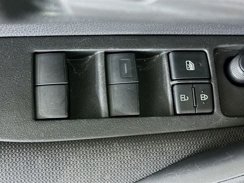 Used 2023 Toyota Corolla LE FWD image 15