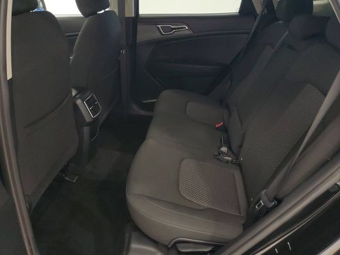Used 2024 Kia Sportage LX FWD image 22