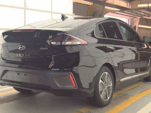 Used 2021 Hyundai Ioniq Limited FWD image 3