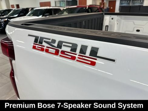 Used 2024 Chevrolet Silverado 1500 LT Trail Boss w/ Convenience Package II AWD/4WD image 11