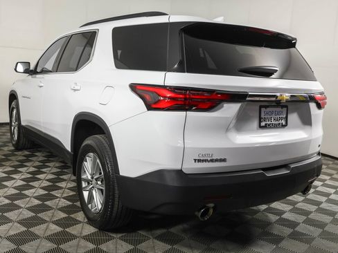 Used 2023 Chevrolet Traverse LT FWD image 17