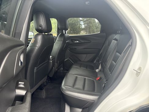 Used 2021 Chevrolet TrailBlazer ACTIV w/ Technology Package AWD/4WD image 12