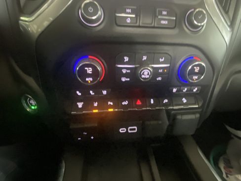 Used 2021 Chevrolet Silverado 2500 LTZ w/ LTZ Premium Texas Edition image 15