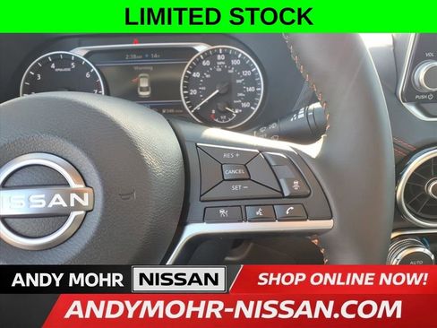New 2025 Nissan Sentra SR w/ SR Premium Package FWD image 15