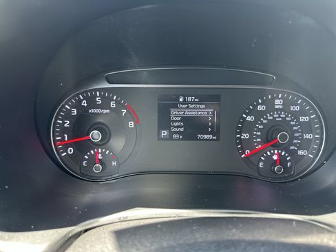Used 2021 Kia Soul S FWD image 10