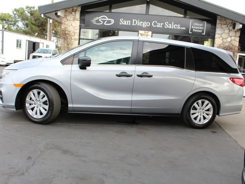Used 2020 Honda Odyssey LX image 2
