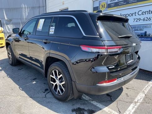 Used 2025 Jeep Grand Cherokee Limited w/ Trailer Tow Package AWD/4WD image 3
