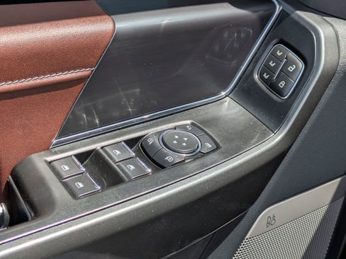 Used 2022 Ford F150 Lariat w/ Equipment Group 502A High AWD/4WD image 10