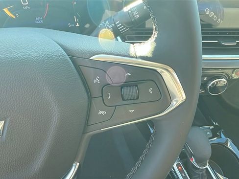 New 2026 Chevrolet Trax ACTIV w/ Sunroof Package image 22