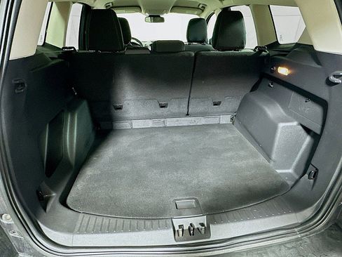 Used 2019 Ford Escape SE image 23