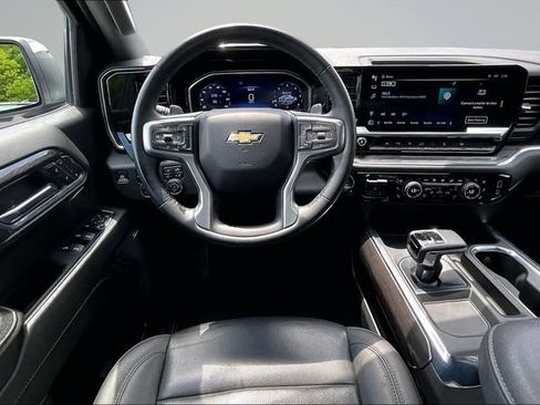Used 2024 Chevrolet Silverado 1500 LTZ w/ Technology Package AWD/4WD image 9