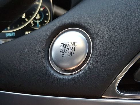 Used 2022 Hyundai Palisade Calligraphy image 24