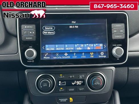 Used 2025 Nissan Leaf S image 15