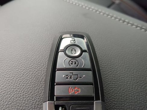 Used 2025 Ford F350 Lariat w/ Black Appearance Package AWD/4WD image 35