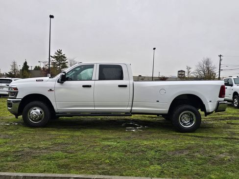 New 2026 RAM 3500 Tradesman image 5