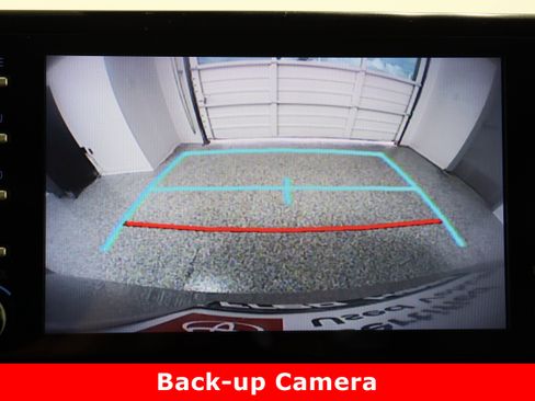 Certified 2021 Toyota Sienna XLE image 21