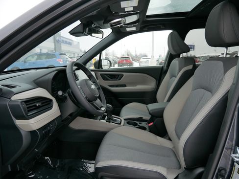 Certified 2025 Subaru Forester Premium w/ Protection Package (1PH) image 31