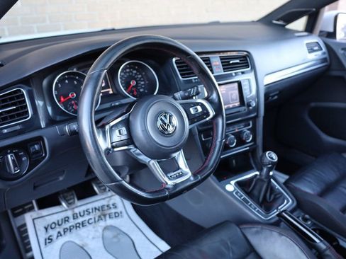 Used 2015 Volkswagen GTI SE w/ Lighting Package (SEL) image 13