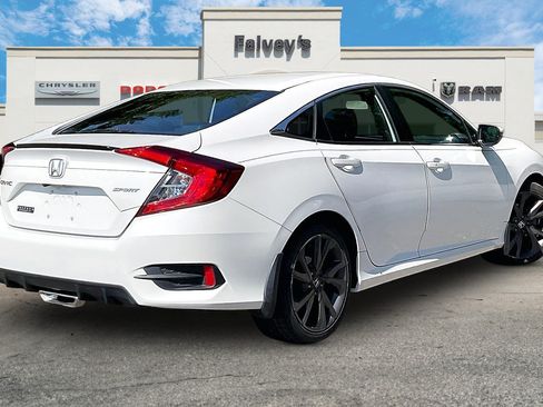 Used 2021 Honda Civic Sport image 2