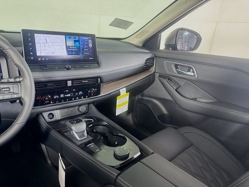 New 2026 Nissan Rogue Platinum w/ Platinum Premium Package AWD/4WD image 21