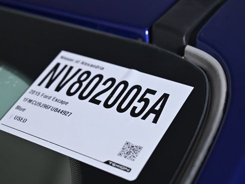 Used 2015 Ford Escape Titanium AWD/4WD image 34