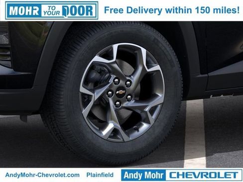 New 2026 Chevrolet Trax LT w/ Driver Confidence Package FWD image 9