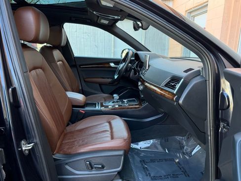 Used 2018 Audi Q5 2.0T Premium Plus w/ Premium Plus Package AWD/4WD image 20